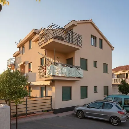 Apartament Rozarija *
